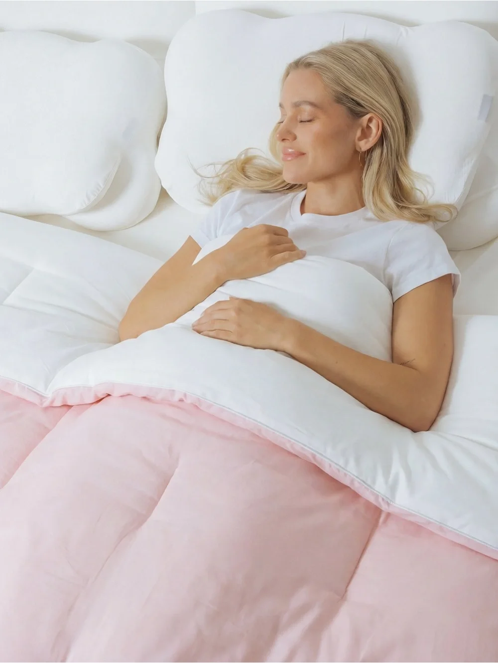 NIB - Mellow - MarshMellow Comforter - Baby Blue